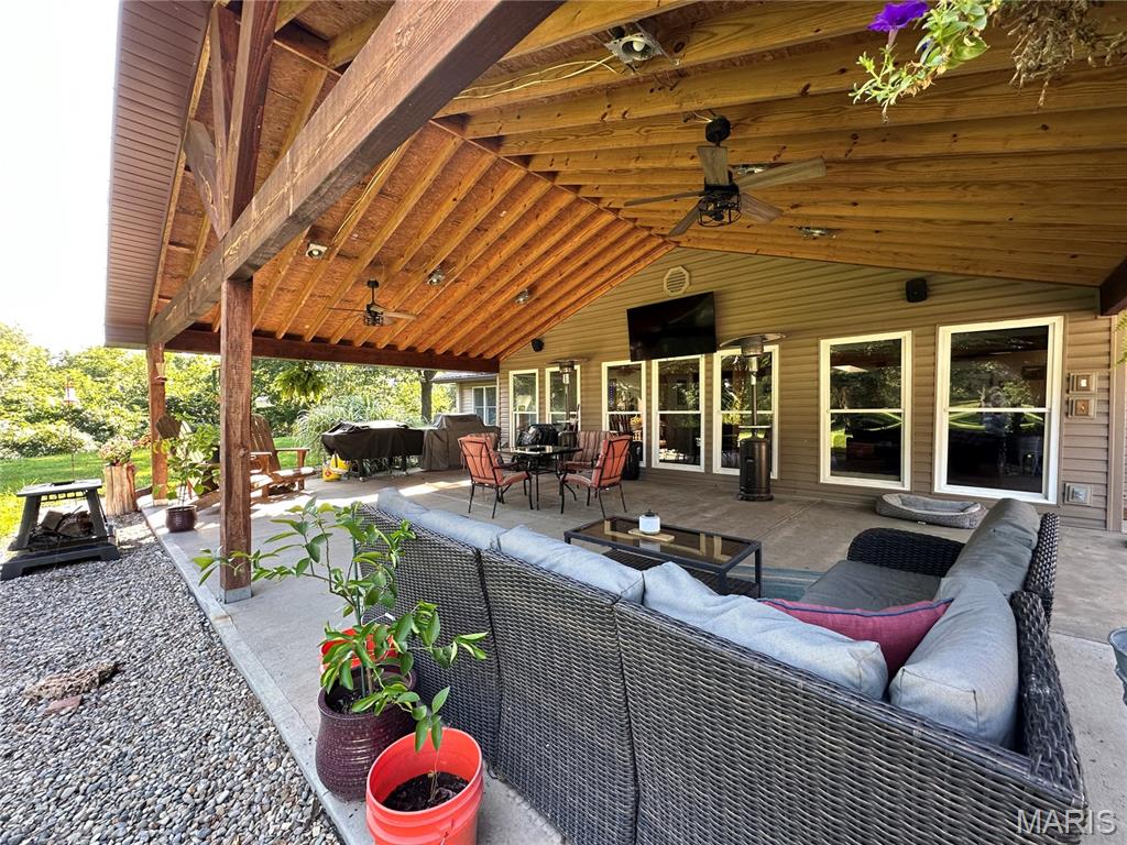 3329 Boettcher Road Bland, MO 65014 - Photo 8 of 61