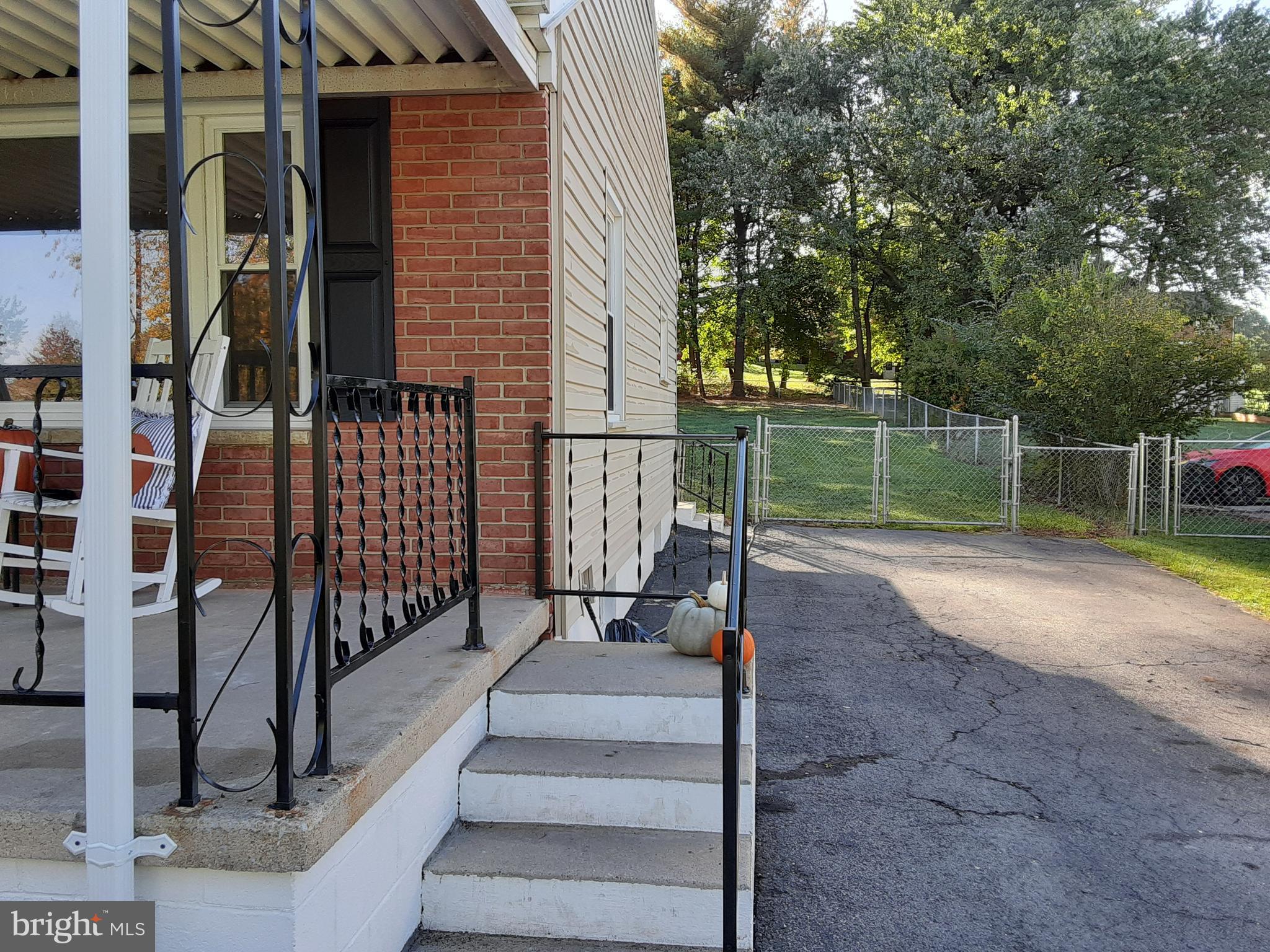 18327 College Road Hagerstown, MD 21740 - Photo 3 of 55 Gallery Image 3