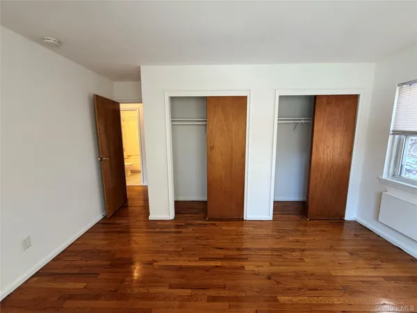 $2,700 | 86 McLoughlin Street, Unit B, Glen Cove, NY 11542