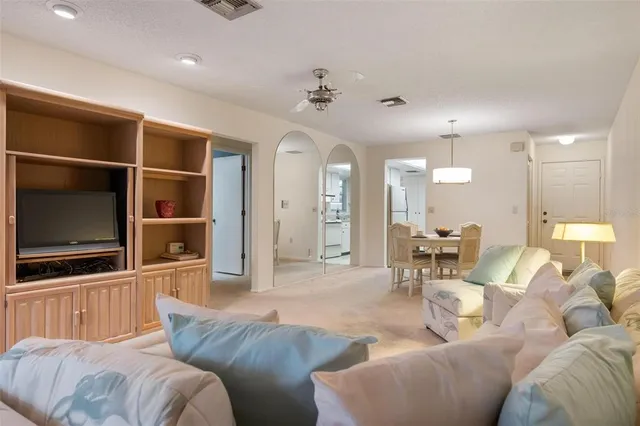 $150,000 | 1235 Tallywood Drive, Unit 7013, Sarasota, FL 34237