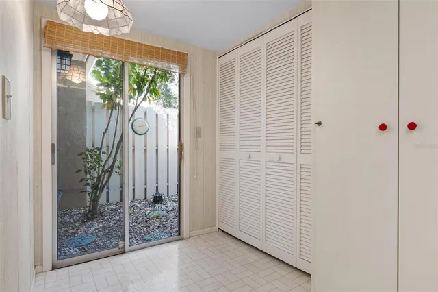 $150,000 | 1235 Tallywood Drive, Unit 7013, Sarasota, FL 34237