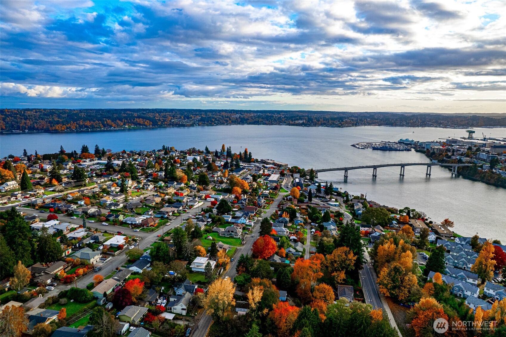 0 Scott Avenue Bremerton, WA 98310 - Photo 17 of 23 a view of a city