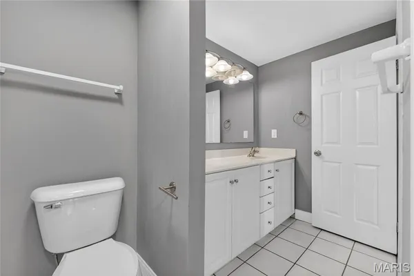 $239,900 | 5544 Waterman Boulevard, Unit 3W, St. Louis, MO 63112