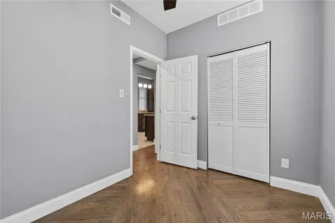 $239,900 | 5544 Waterman Boulevard, Unit 3W, St. Louis, MO 63112