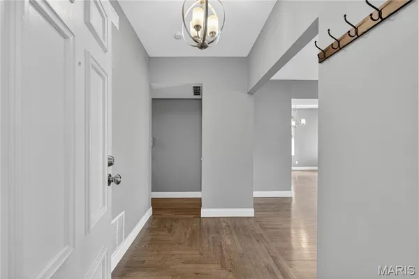 $239,900 | 5544 Waterman Boulevard, Unit 3W, St. Louis, MO 63112