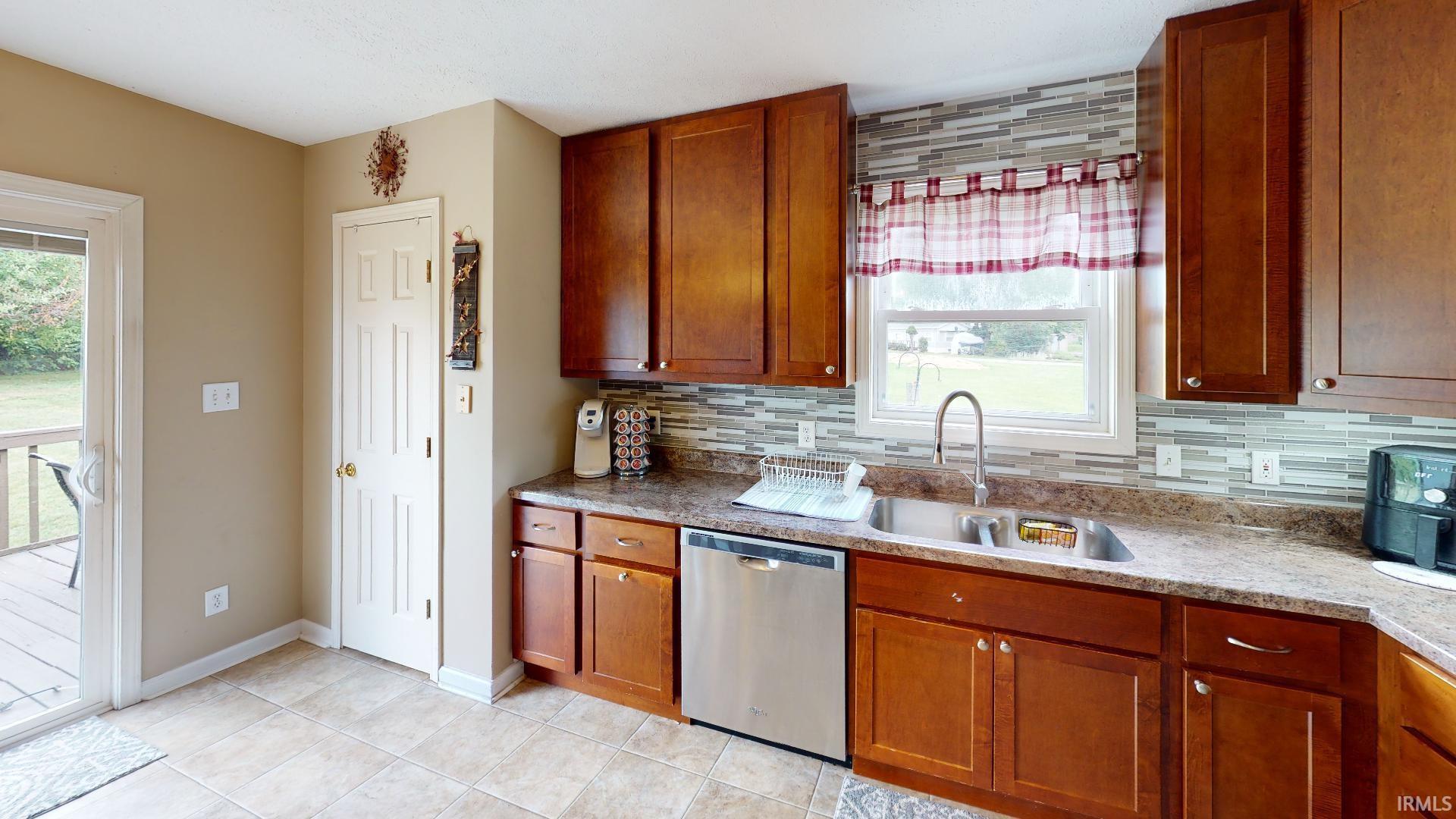 3725 East Bailey Road Monticello, IN 47960 - Photo 23 of 36 Gallery Image 23