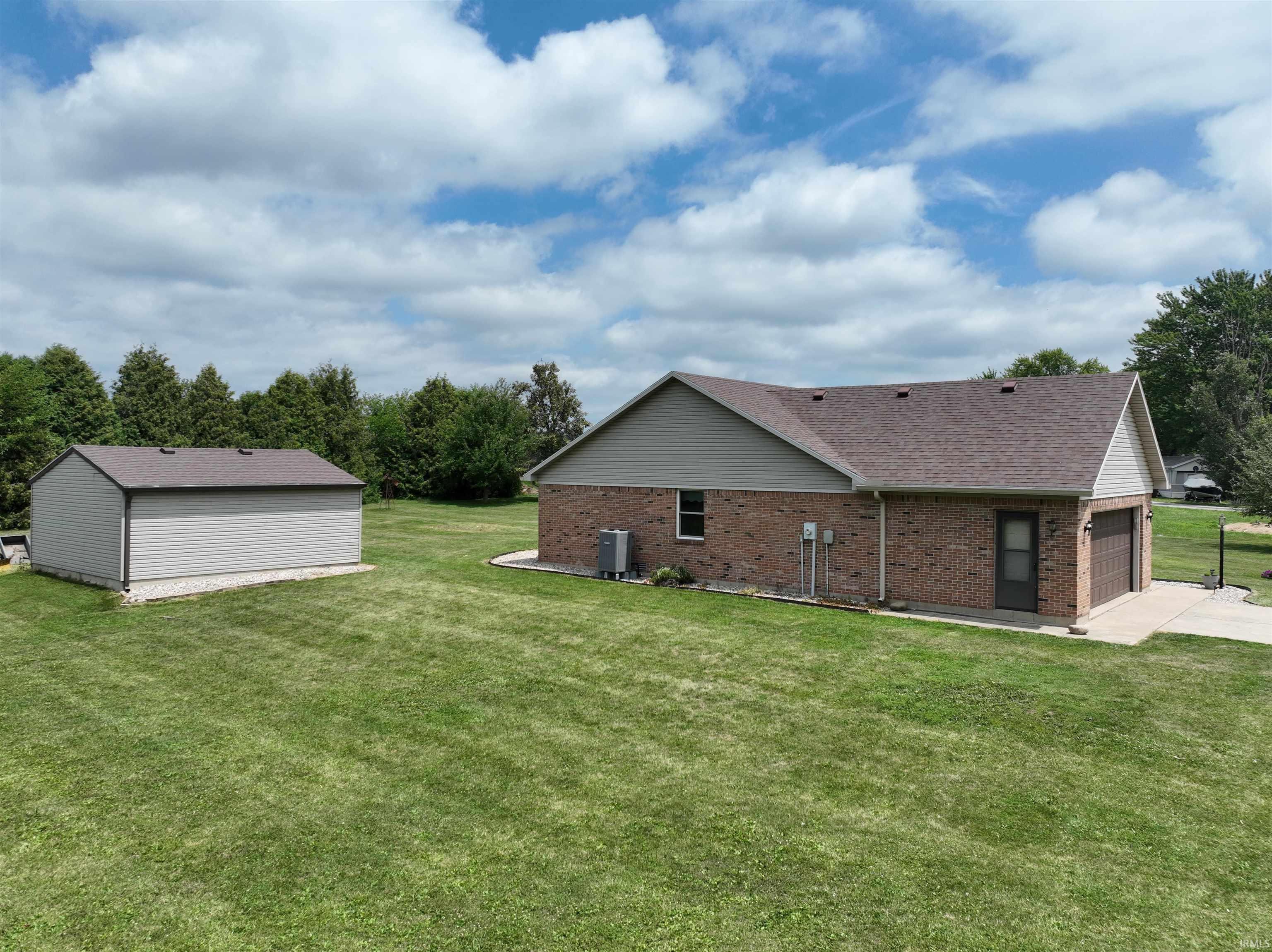 3725 East Bailey Road Monticello, IN 47960 - Photo 5 of 36 Gallery Image 5