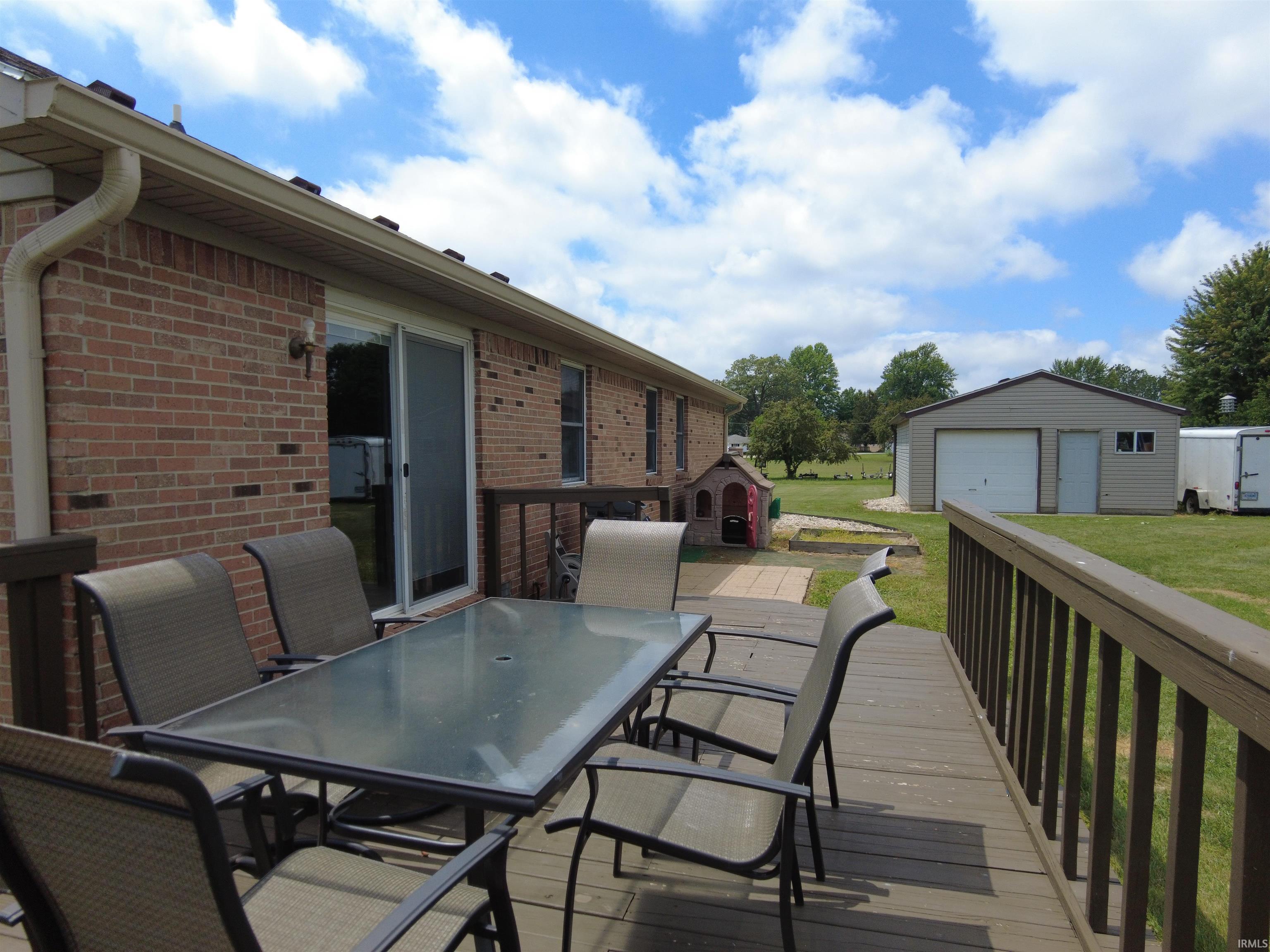 3725 East Bailey Road Monticello, IN 47960 - Photo 9 of 36 Gallery Image 9