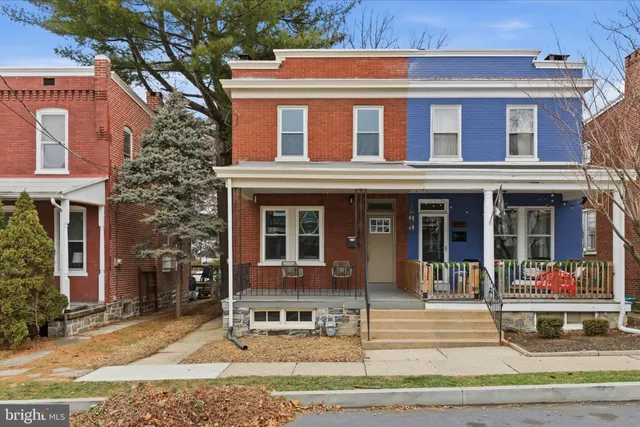 $295,000 | 929 Edgewood Avenue, Lancaster, PA 17603