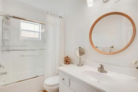 $112,000 | 5300 Washington Street, Unit O224, Hollywood, FL 33021