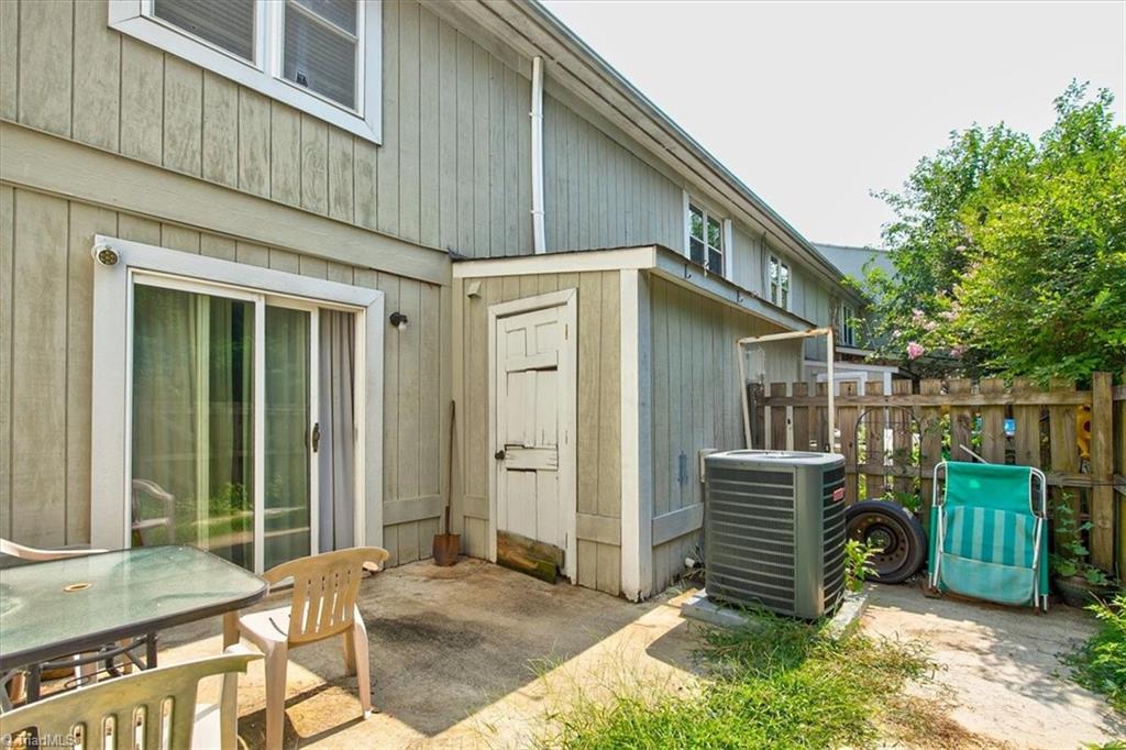 5733 Bramblegate Road, Unit H Greensboro, NC 27409 - Photo 15 of 15 Gallery Image 15