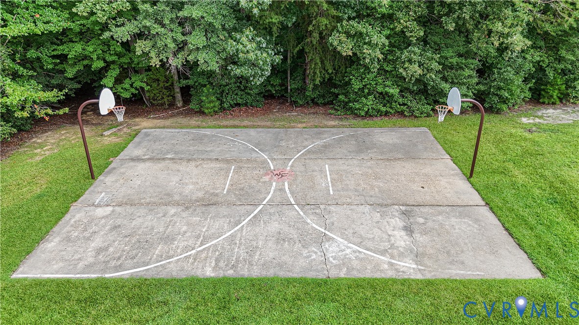140 Seton Hill Road Williamsburg, VA 23188 - Photo 38 of 40 a view of a backyard