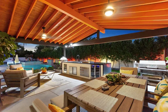 $1,190,000 | 565 West Yorba Road, Palm Springs, CA 92262