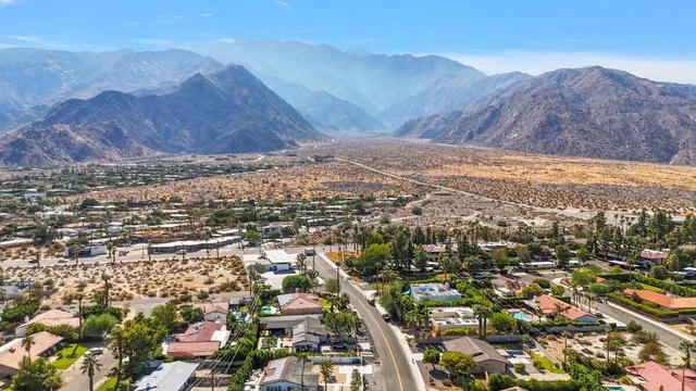 $1,190,000 | 565 West Yorba Road, Palm Springs, CA 92262