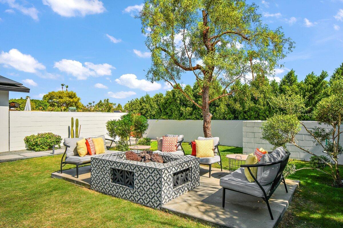 565 West Yorba Road Palm Springs, CA 92262 - Photo 10 of 70 RIL_6954