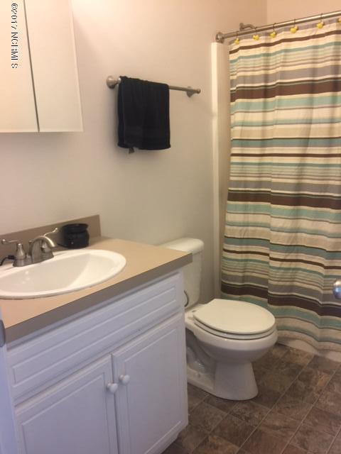 9484 Buck Deans Road Middlesex, NC 27557 - Photo 11 of 12 Buck Dens Hall Bth