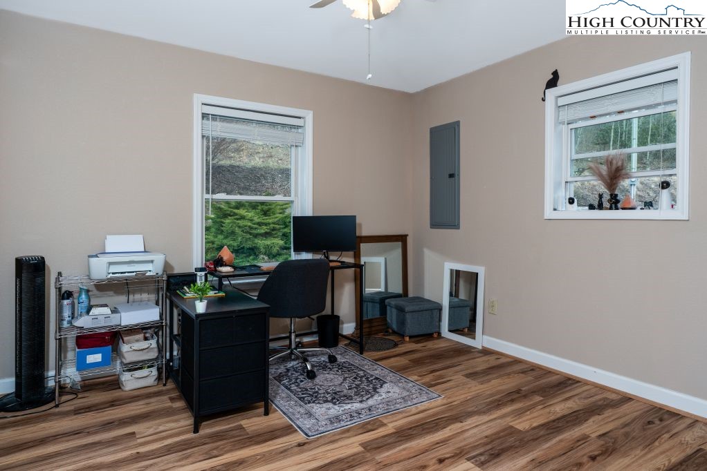 3564 Hickory Nut Gap Road Newland, NC 28657 - Photo 18 of 35 a workspace with furniture and a window