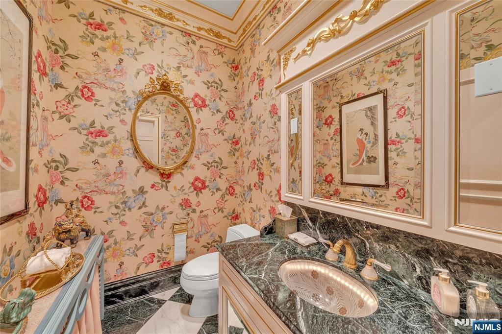 116 East Saddle River Road Saddle River, NJ 07458 - Photo 13 of 42