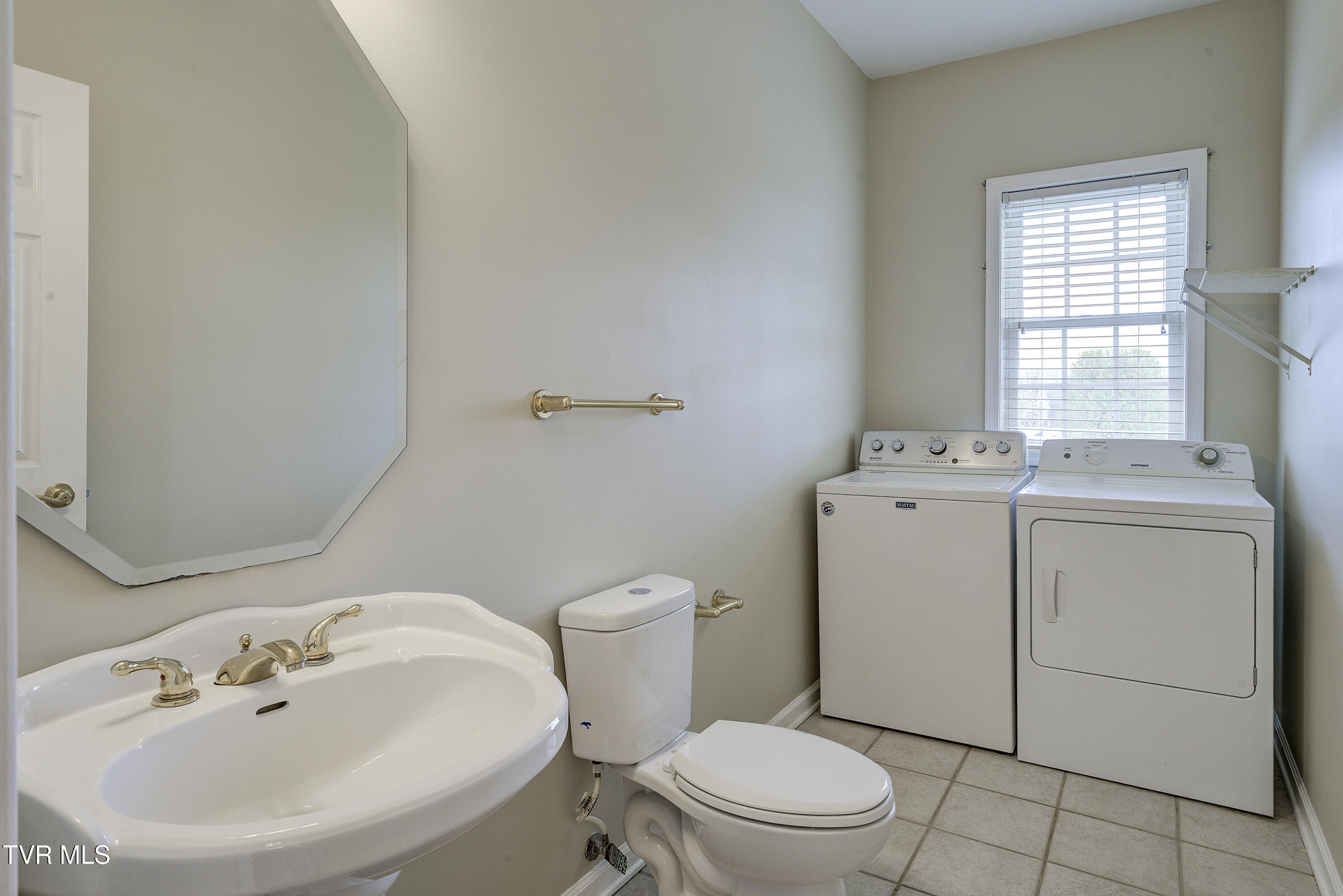 239 Brown Circle Blountville, TN 37617 - Photo 28 of 65 Brown-15