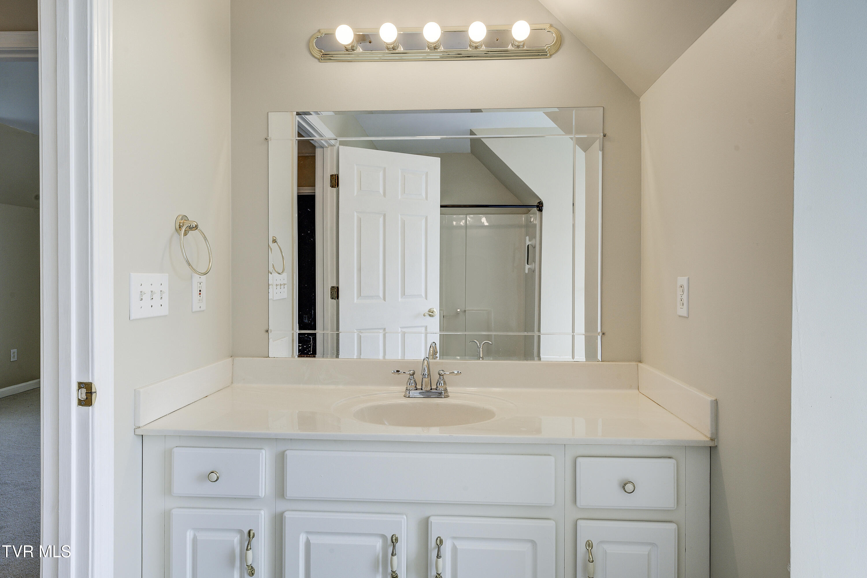 239 Brown Circle Blountville, TN 37617 - Photo 32 of 65 Brown-31