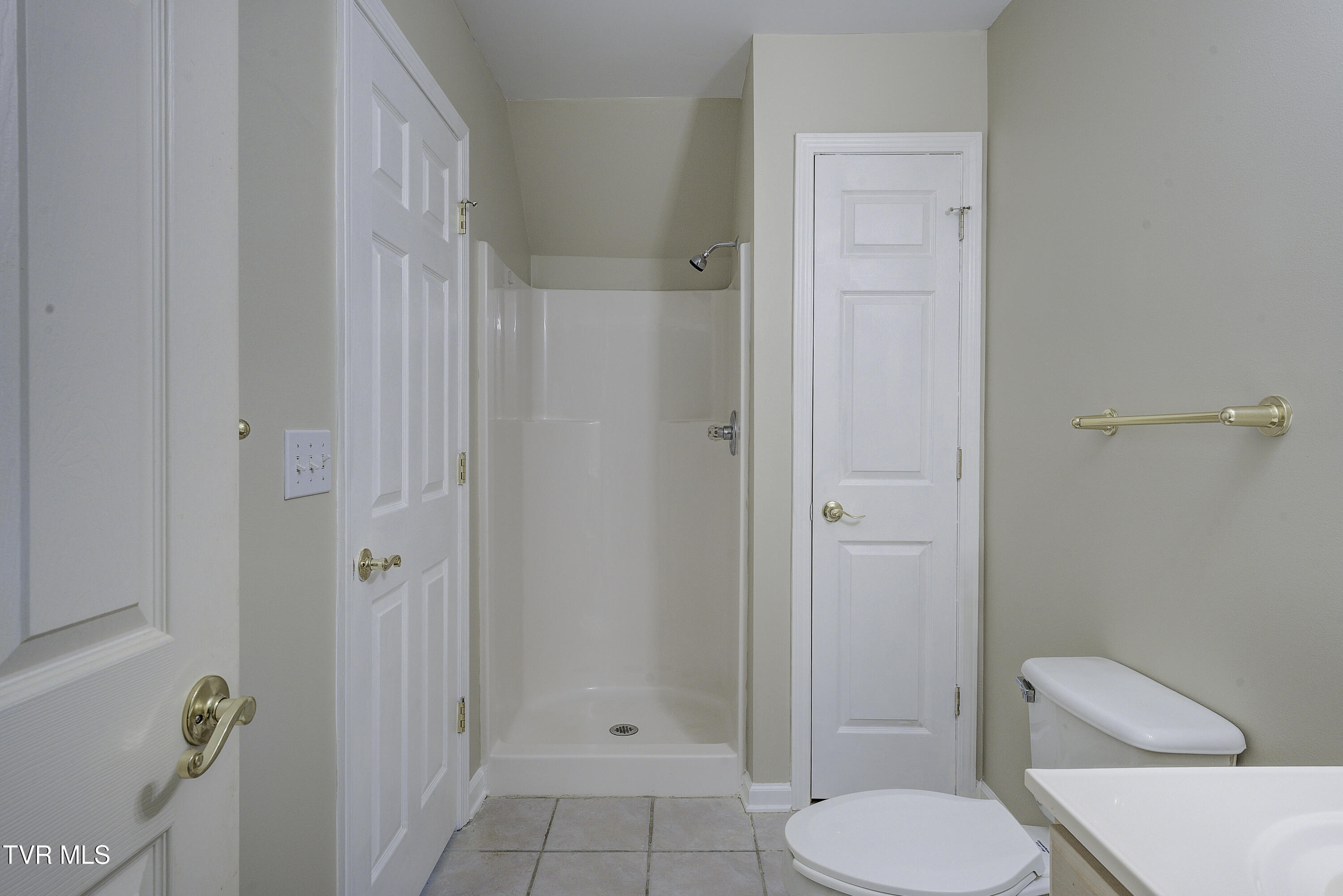 239 Brown Circle Blountville, TN 37617 - Photo 47 of 65 Brown-40