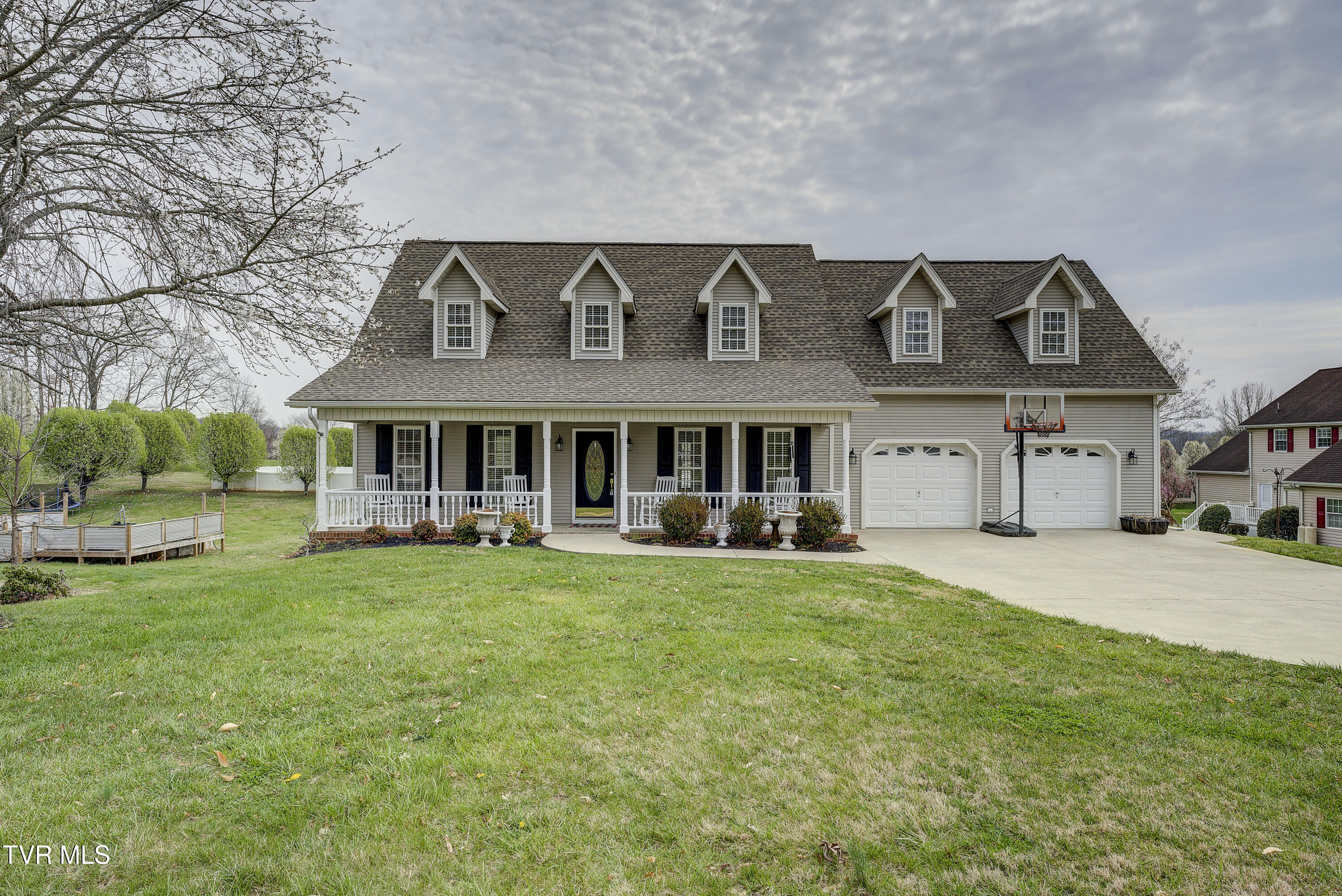 239 Brown Circle Blountville, TN 37617 - Photo 5 of 65 Brown-58