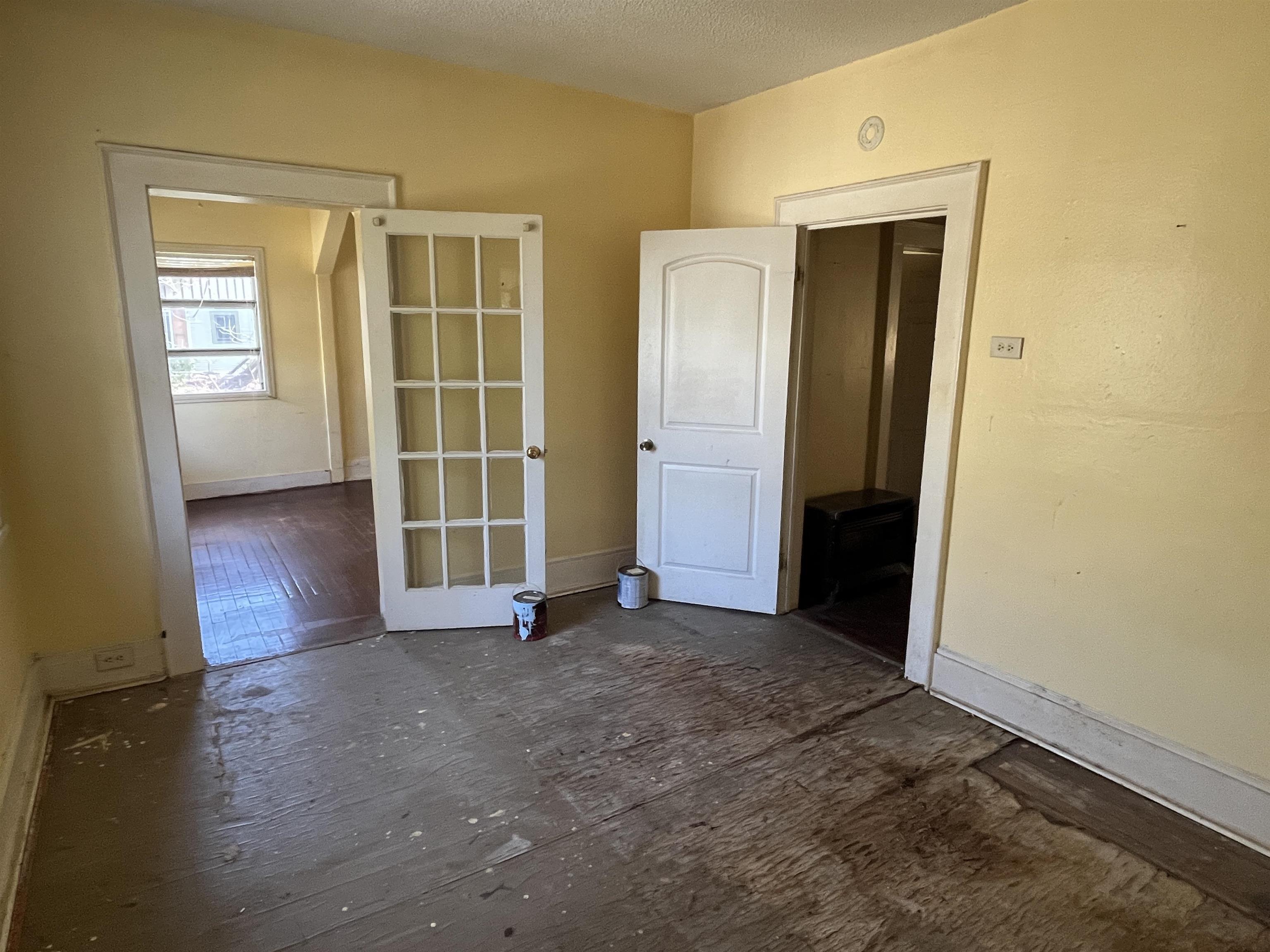 211 4th Street Mobile, AL 36611 - Photo 23 of 34 Spare room with baseboards