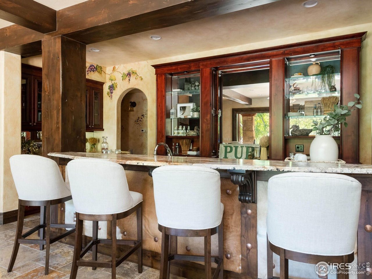 9840 Buckhorn Road Loveland, CO 80538 - Photo 18 of 40 Custom Bar