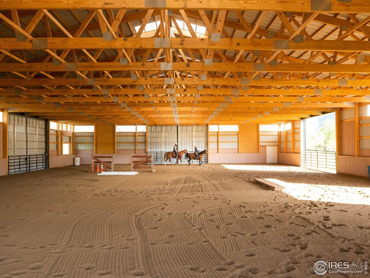 9840 Buckhorn Road Loveland, CO 80538 - Photo 25 of 40 Dustless Riding Base