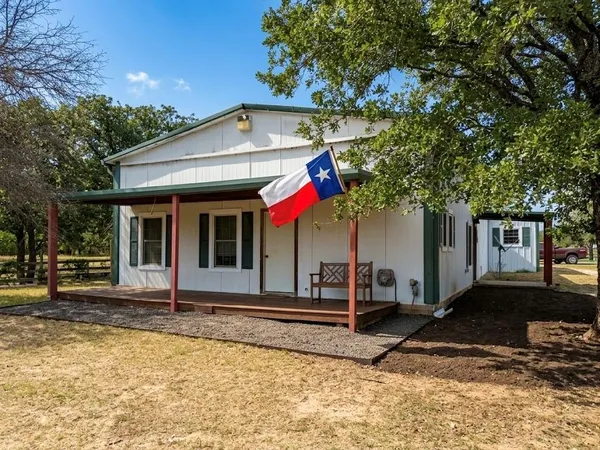 $535,000 | 14643 County Road 4060, Scurry, TX 75158