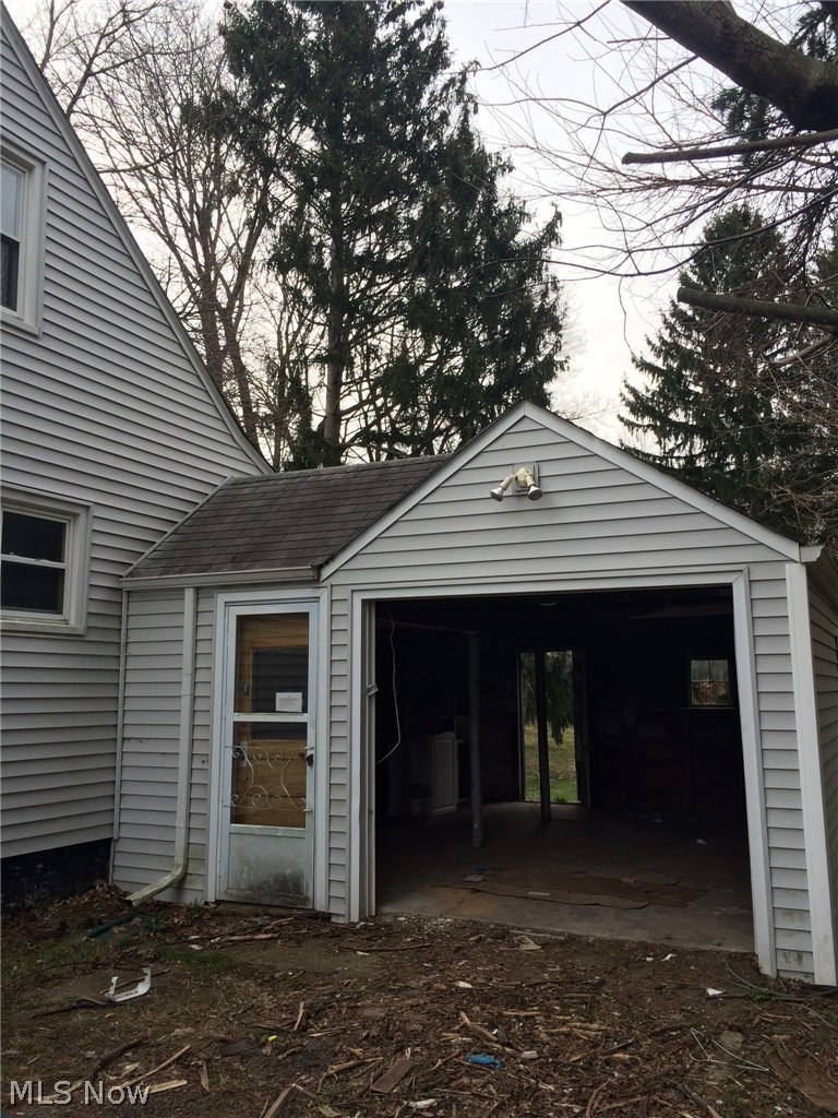38978 Johnnycake Ridge Road Willoughby, OH 44094 - Photo 13 of 15 Gallery Image 13
