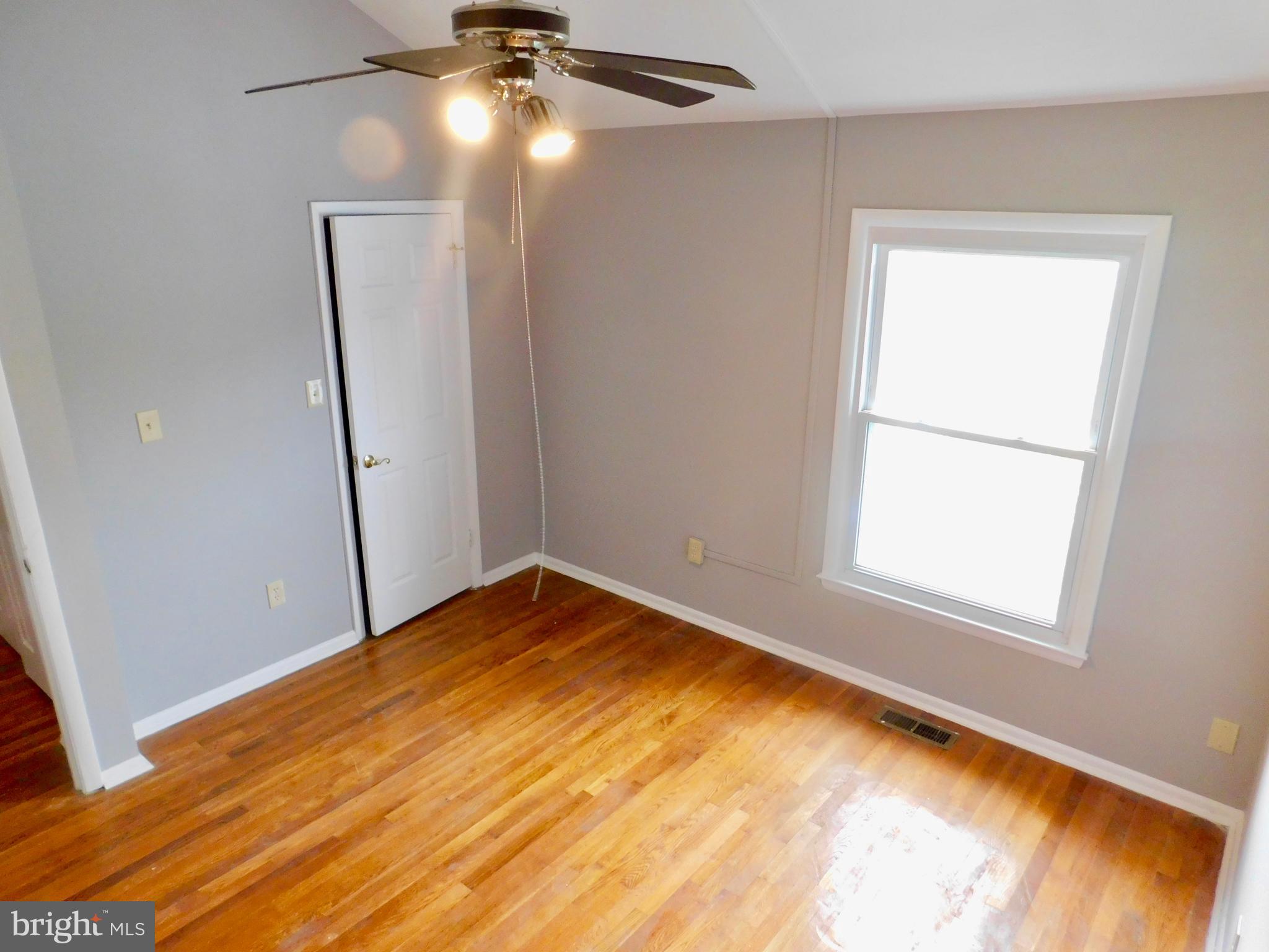 9114 Canterbury Riding, Unit 131 Laurel, MD 20723 - Photo 12 of 21 Bedroom # 2