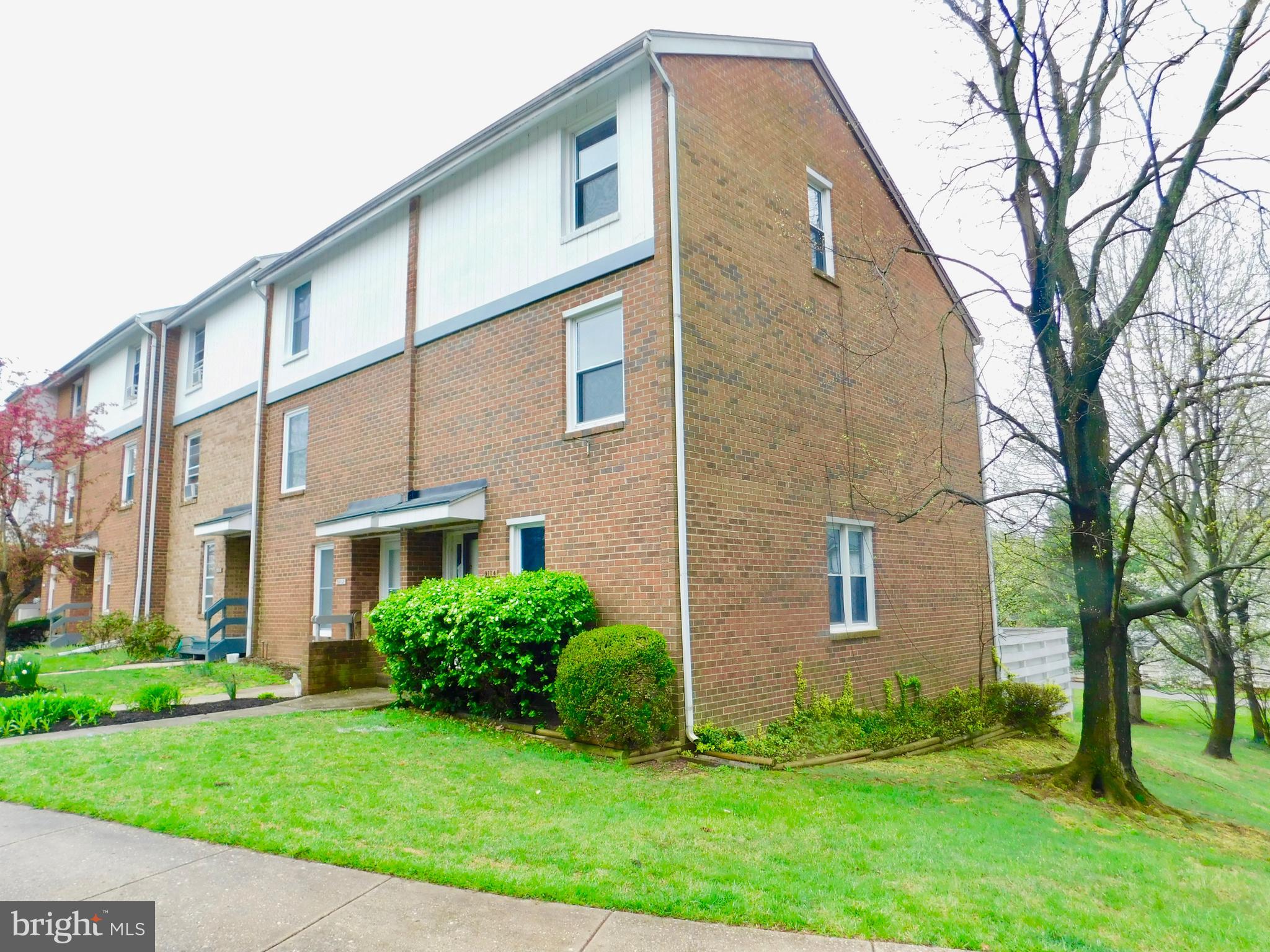 9114 Canterbury Riding, Unit 131 Laurel, MD 20723 - Photo 3 of 21 Exterior- Right