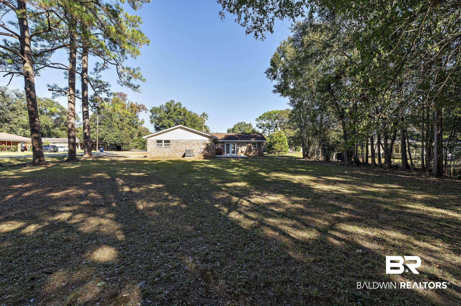 6001 Camp Halls Mill Road Mobile, AL 36619 - Photo 49 of 52 View of grassy yard