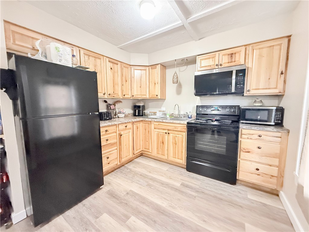 1990 Ridge Road Ontario, NY 14519 - Photo 9 of 13