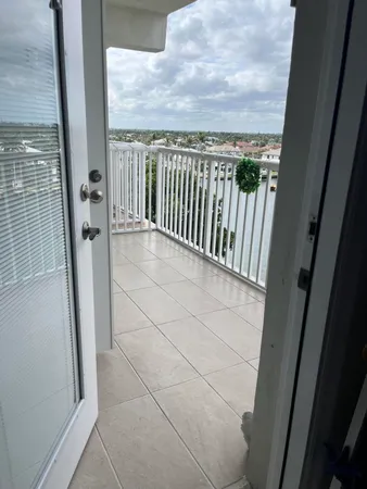 $2,000 | 629 Southeast 19th Avenue, Unit 703, Deerfield Beach, FL 33441