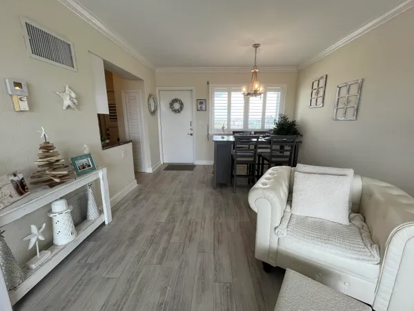 $2,000 | 629 Southeast 19th Avenue, Unit 703, Deerfield Beach, FL 33441