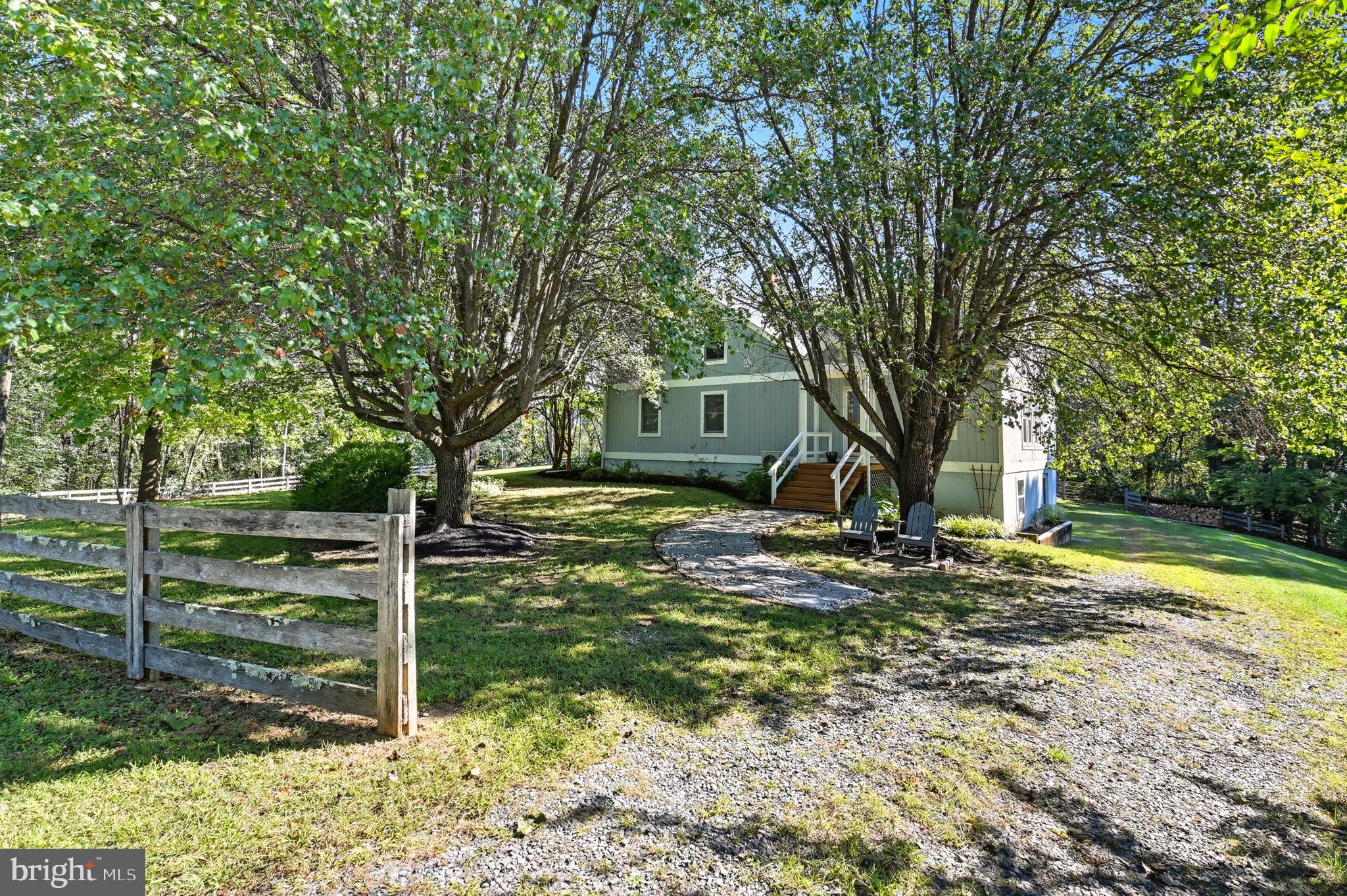377 Rainbow Way Front Royal, VA 22630 - Photo 2 of 26