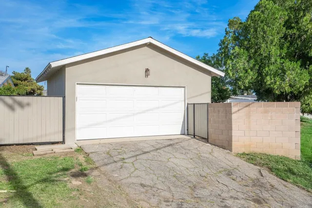 a view of backyard of house