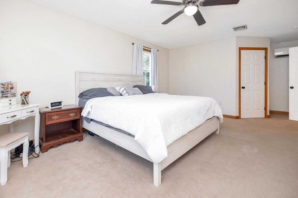 42 Observer Street Springfield, MA 01104 - Photo 17 of 32 Gallery Image 17