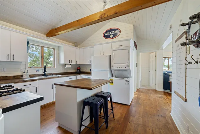 $449,900 | 4549 Old Oleary, Orr, MN 55771