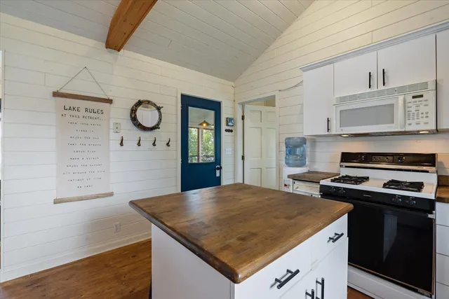 $449,900 | 4549 Old Oleary, Orr, MN 55771