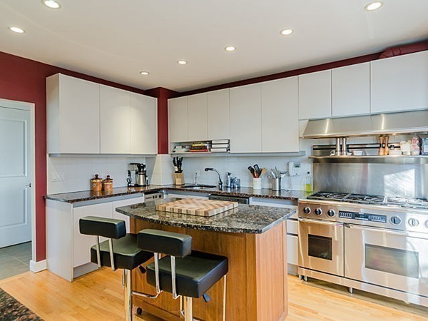 85 Wolcott Road Brookline, MA 02467 - Photo 14 of 29 Gallery Image 14