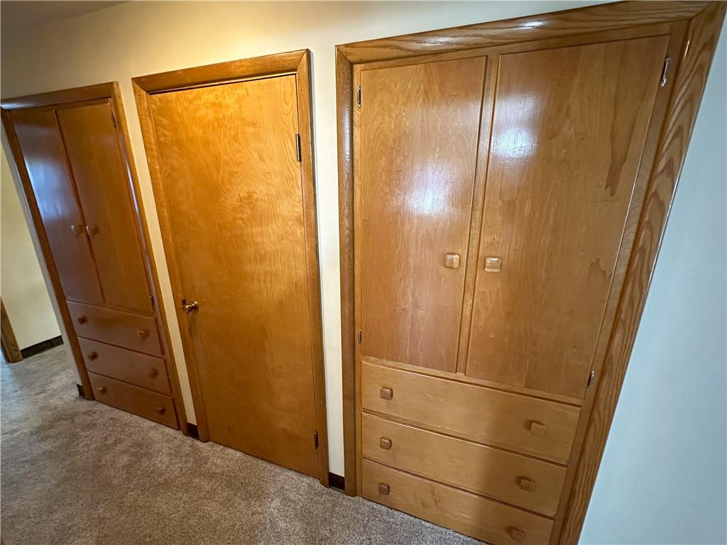 728 North Pike Road Cabot, PA 16023 - Photo 17 of 26