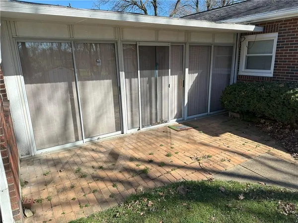 $1,700 | 728 North Pike Road, Cabot, PA 16023