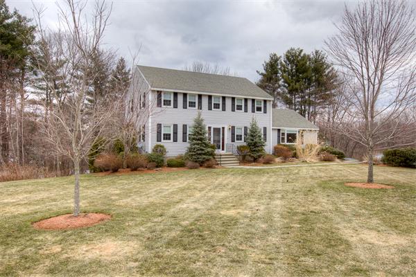 8 Francis Road Billerica, MA 01821 - Photo 1 of 30 Gallery Image 1