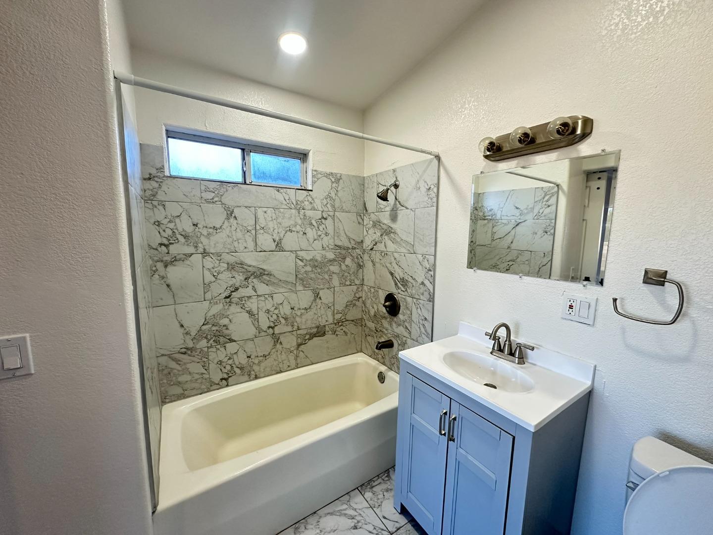 420 Bridgevale Road Hollister, CA 95023 - Photo 8 of 12