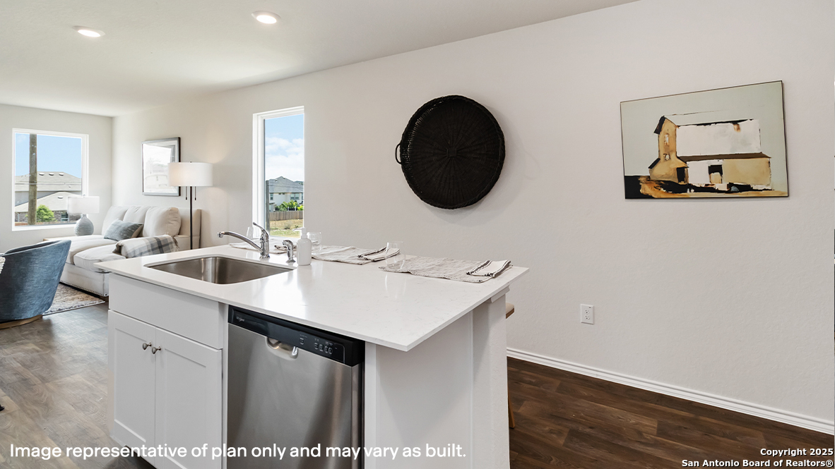 5320 Blacktail Road Converse, TX 78109 - Photo 6 of 50 a bathroom with a sink and a mirror