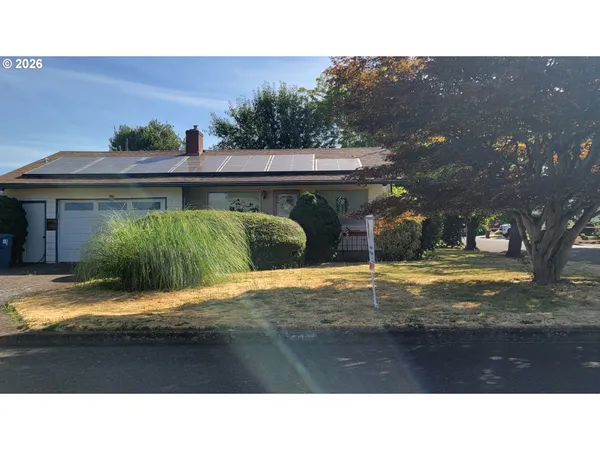 $309,900 | 1404 Umpqua Road, Woodburn, OR 97071