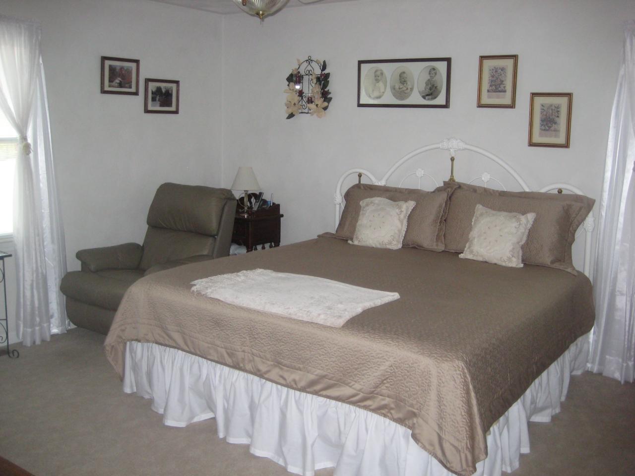 1159 Webster Road Roanoke, VA 24012 - Photo 6 of 16 Bedroom